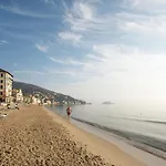 Cozy In Bastia Di Albenga Апартаменты *