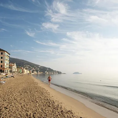 2 Bedroom In Bastia Di Apartment *