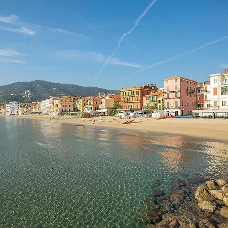 Cozy In Bastia Di Bastia (Savona)
